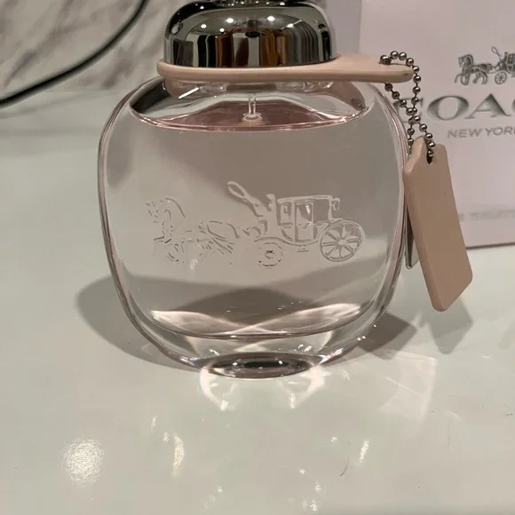 Coach perfume - Picture 5 of 9